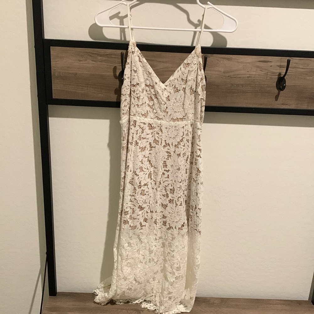 Lulus White Long Dress Size Small